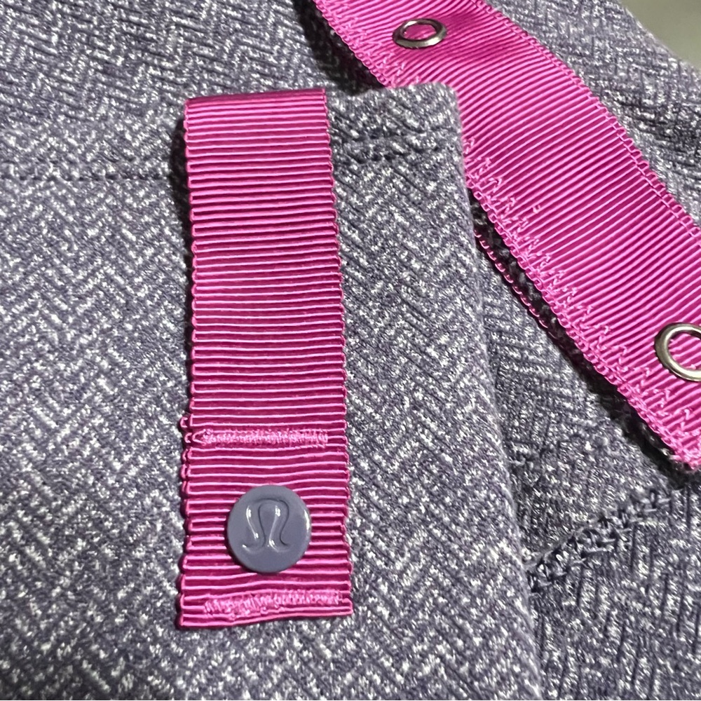 lululemon athletica Purple with Pink Vinyasa Scarf Rulu Wrap Snap-Button - Picture 8 of 9